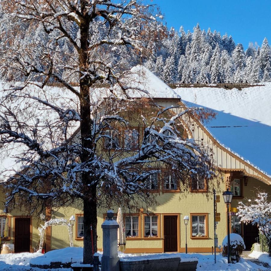 Gasthof Kreuz Marbach エクステリア 写真