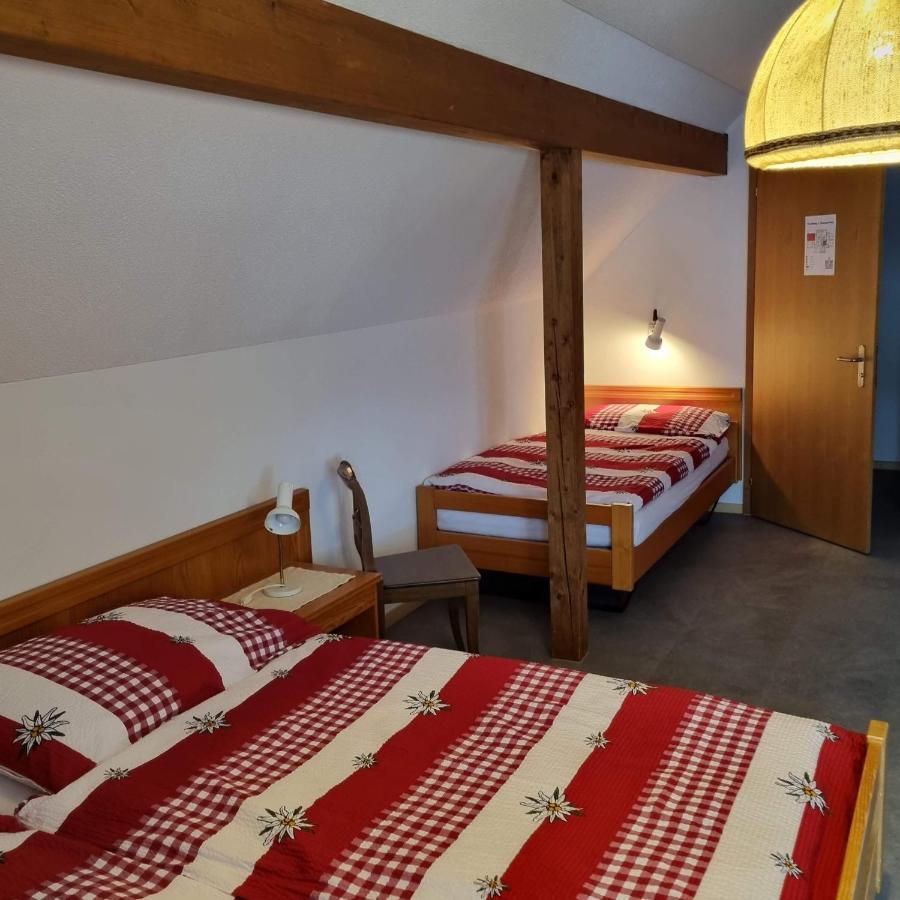 Gasthof Kreuz Marbach エクステリア 写真