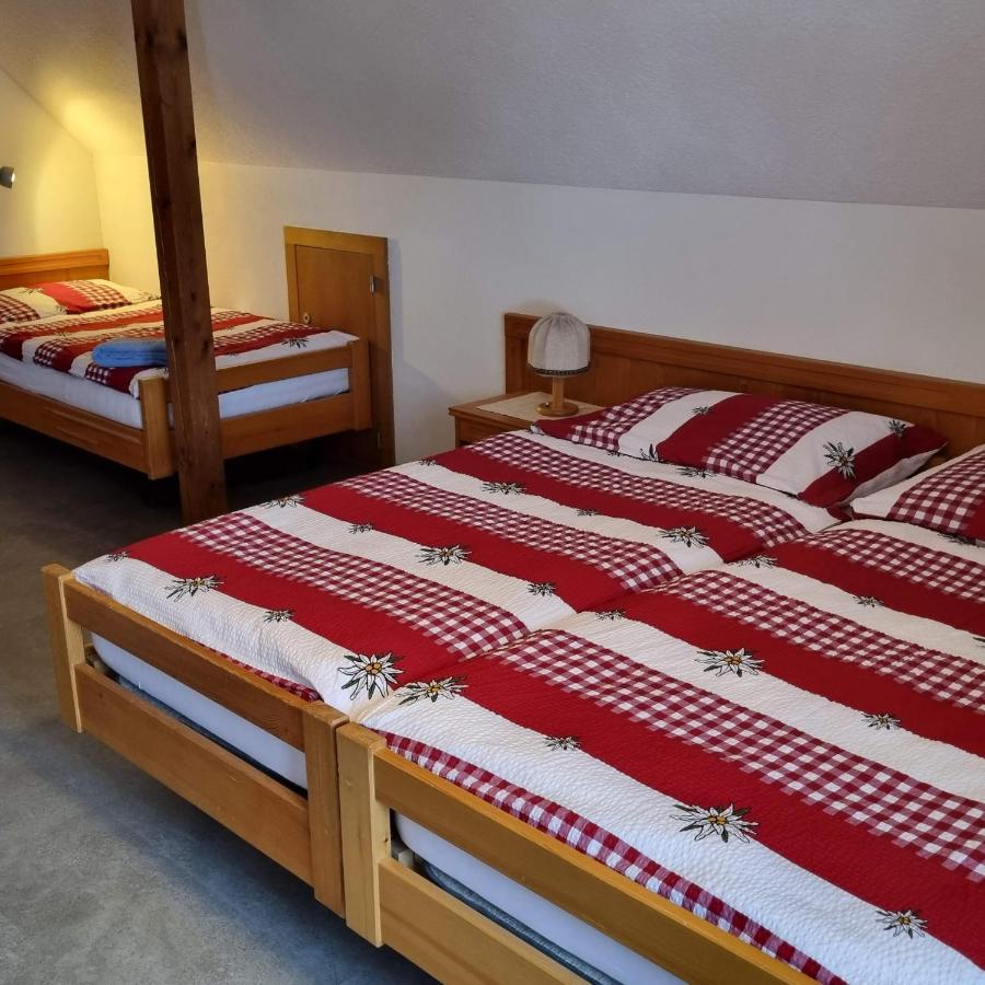 Gasthof Kreuz Marbach エクステリア 写真