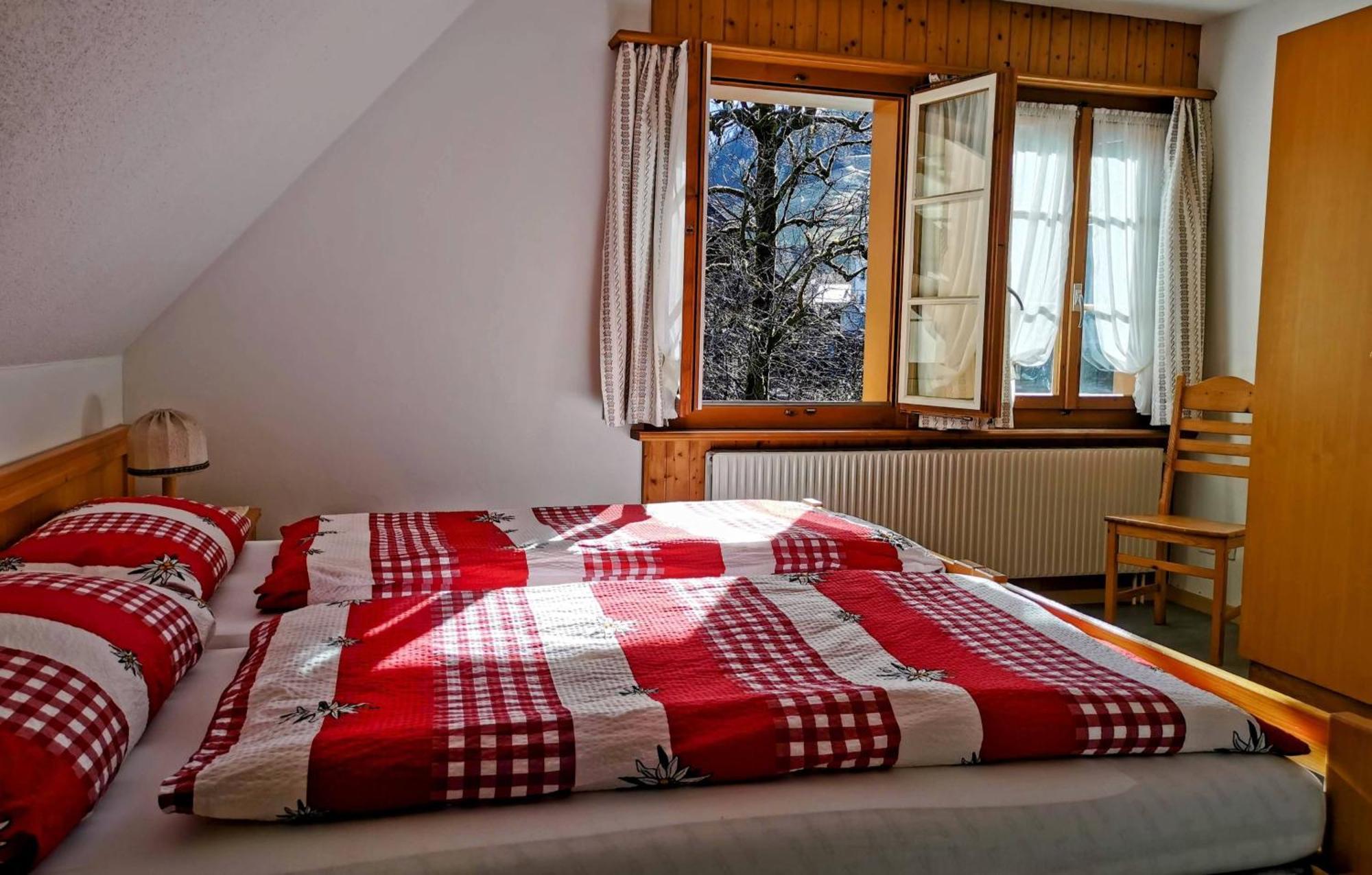 Gasthof Kreuz Marbach エクステリア 写真