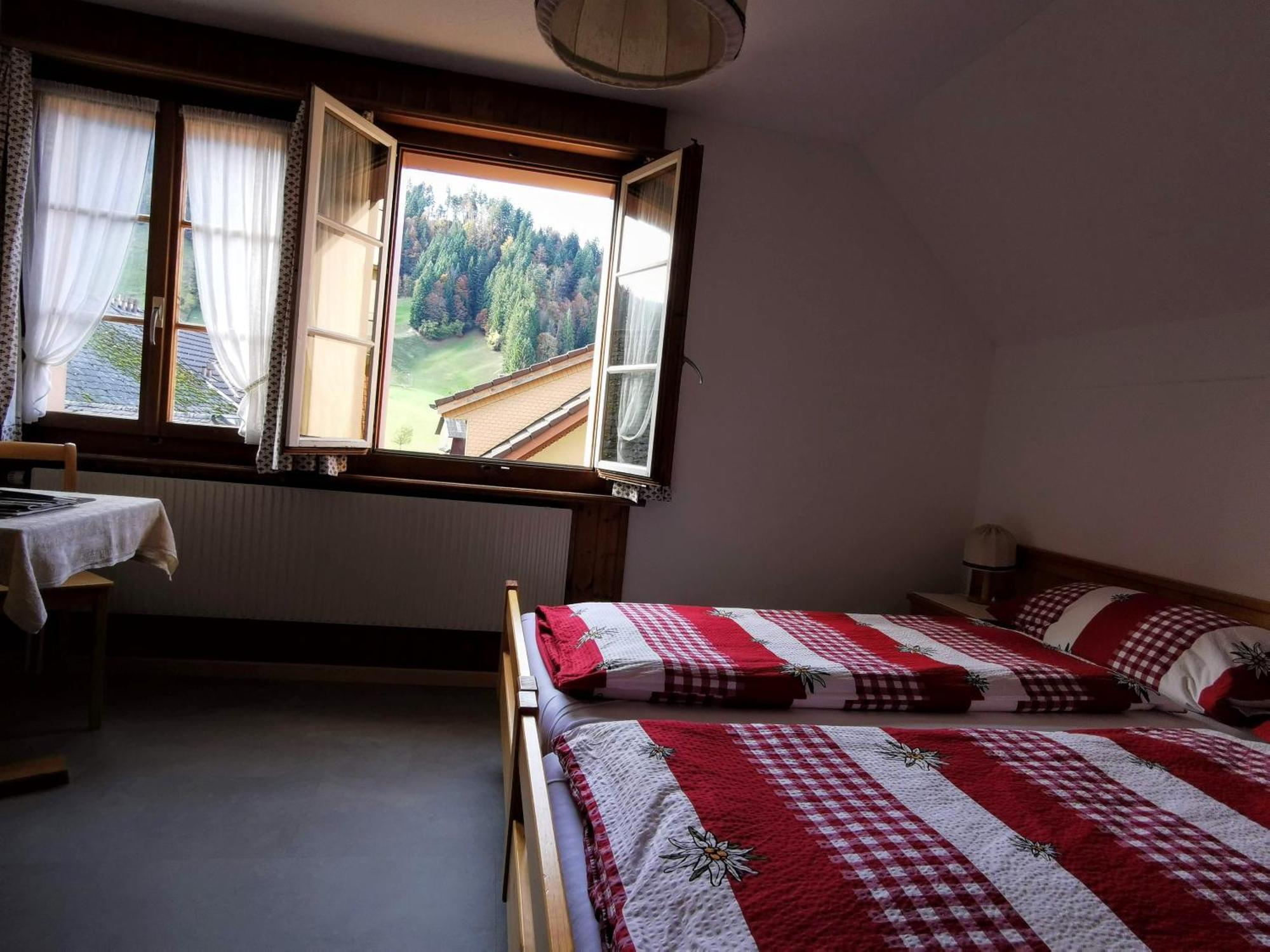 Gasthof Kreuz Marbach エクステリア 写真
