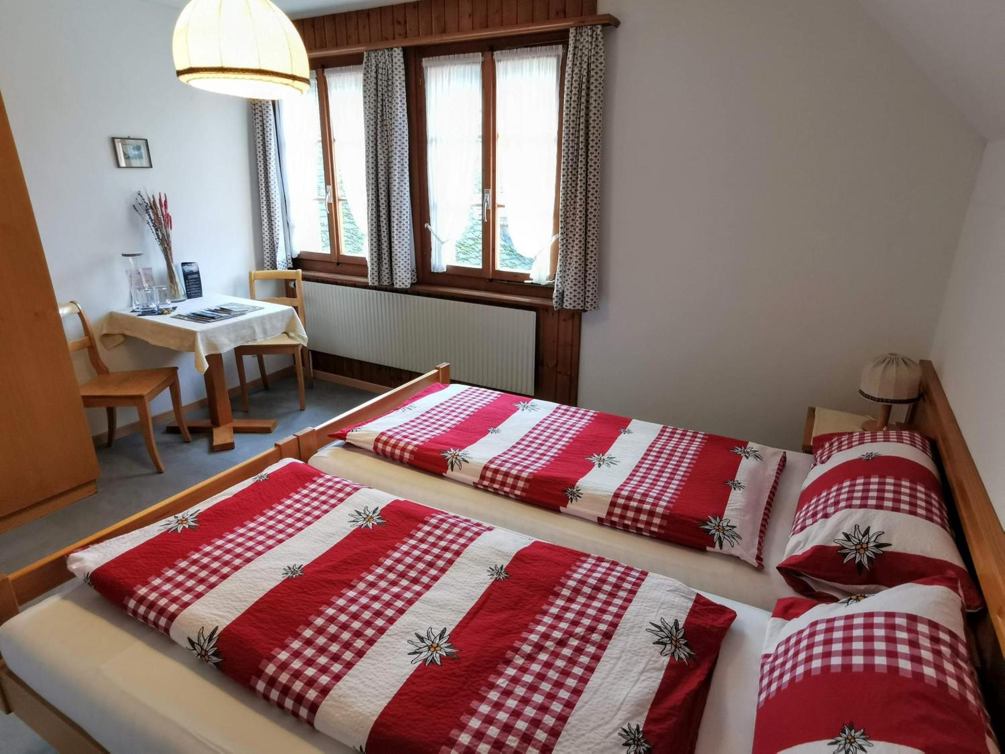 Gasthof Kreuz Marbach エクステリア 写真
